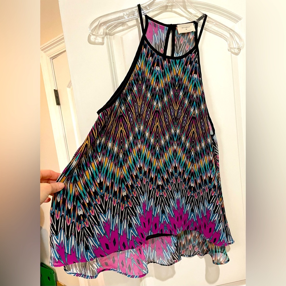 Everly size medium flowy dressy tank